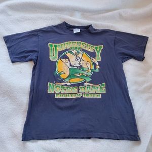 University of Notre Dame Fighting Irish Distressed T-Shirt, Sz L